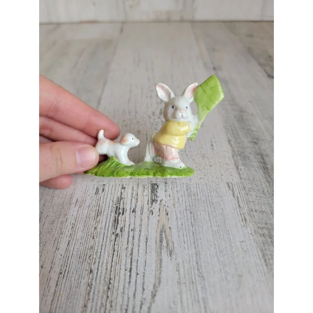 Mini Easter Bunny‎ dog kite Village accessory